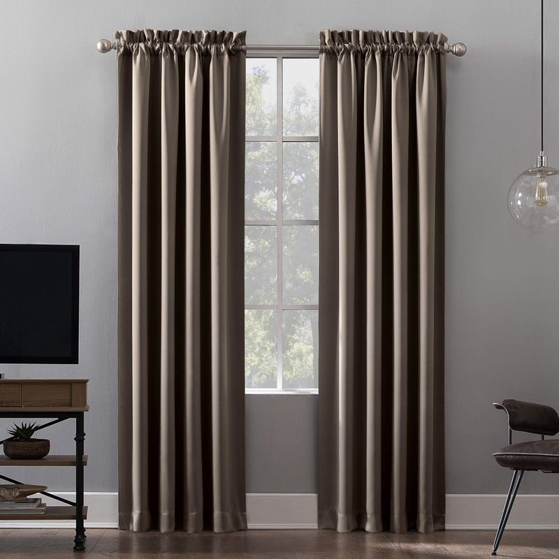 Sun Zero صن زيرو - 52479 ستارة مسرح أوسلو من الدرجة القصوى 100% حجب للضوء، جيب قضيب، 52" x 95"، لون فطر، 52479 - Image 1